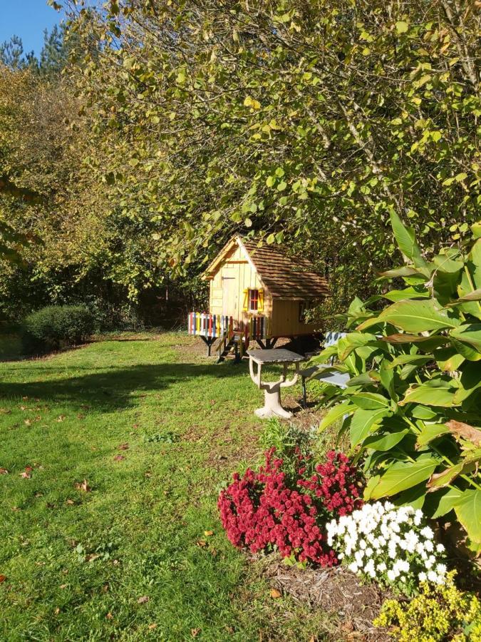 La Chaine Saint-Jean-du-Bois Esterno foto