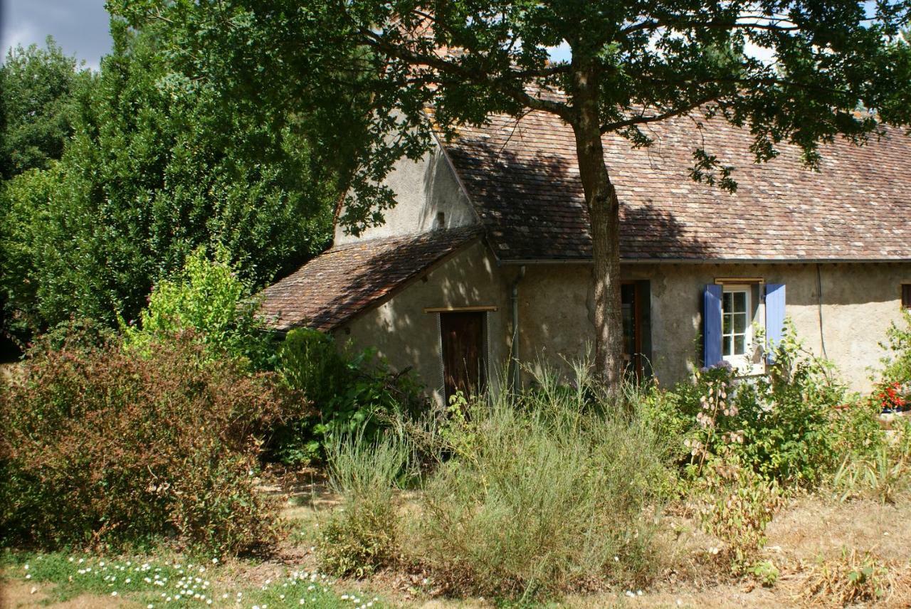 La Chaine Saint-Jean-du-Bois Esterno foto